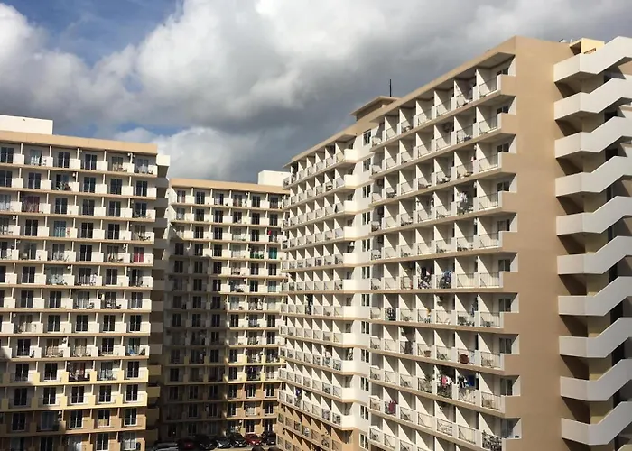 Njc Staycation Apartment Suba Basbas